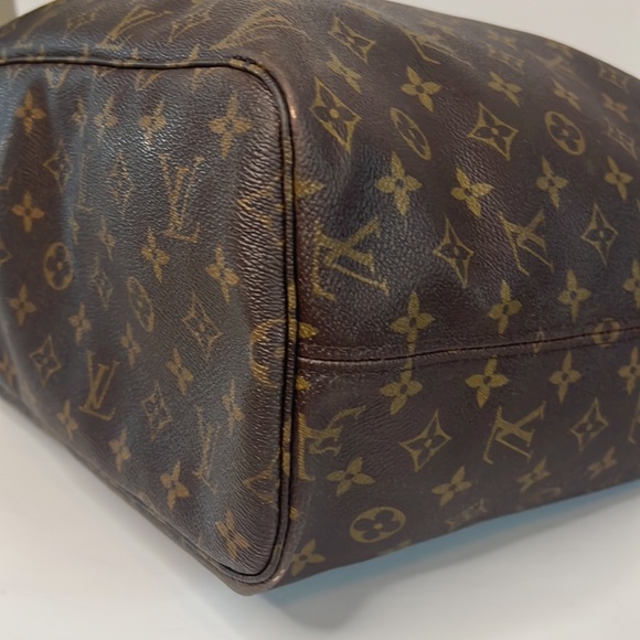 Louis Vuitton Neverfull MM monogram beige interior - Picture 7 of 16